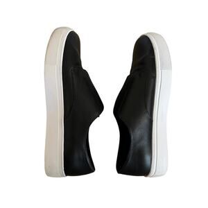 STEVE MADDEN Black Faux Leather Slip-on Sneakers Sz 10